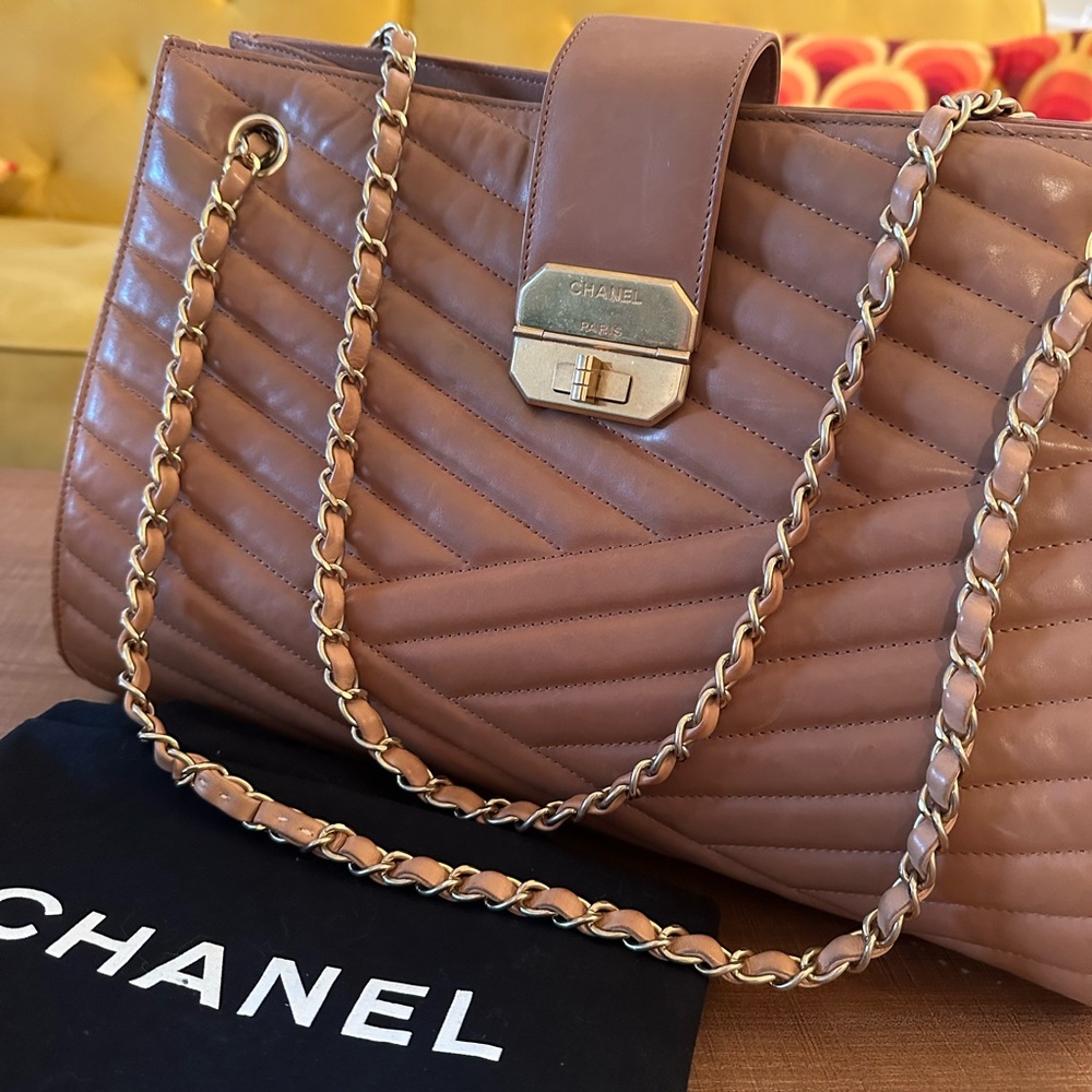 Chanel Gabrielle Tote Leather Bag